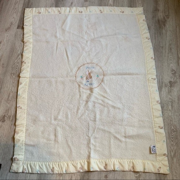 Vintage Peter Rabbit Quilted Baby Toddler | Mercari Vintage Quiltex Peter Rabbit Baby Blanket